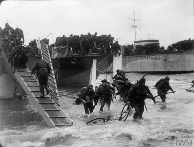 Today marks the 82nd anniversary of the D-Day landings, one of the most significant operations of the Second World War. On 6 June 1944, thousands of Allied soldiers crossed the English Channel and stormed the beaches of Normandy, beginning the liberation of Nazi-occupied Europe.

We remember the courage, sacrifice, and determination of all those who took part in this historic operation, and honour the legacy they left behind for future generations.

#DDay #WWII #WW2 #History #heroes 

📸 @imperialwarmuseums